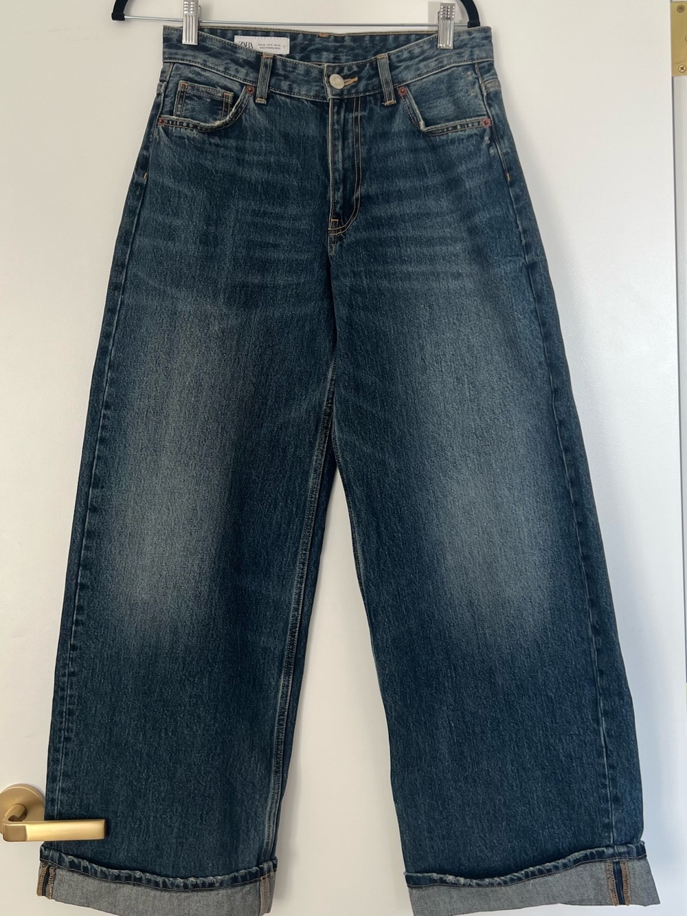 Straight wide leg jeans with fold